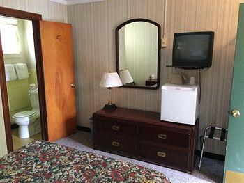 Maples Motel Сандъски Екстериор снимка